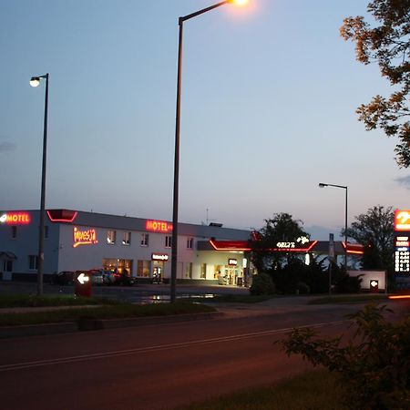 Impresja Motel Borek Wielkopolski ภายนอก รูปภาพ